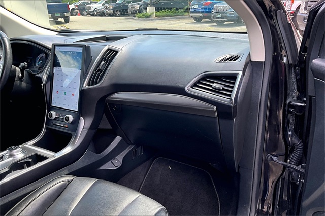 2022 Ford Edge Titanium - Photo 17