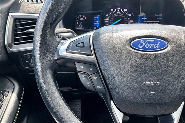 2022 Ford Edge Titanium - Photo 23