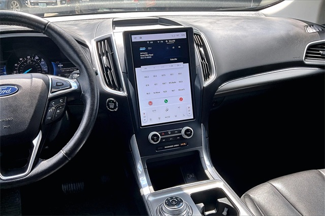 2022 Ford Edge Titanium - Photo 6
