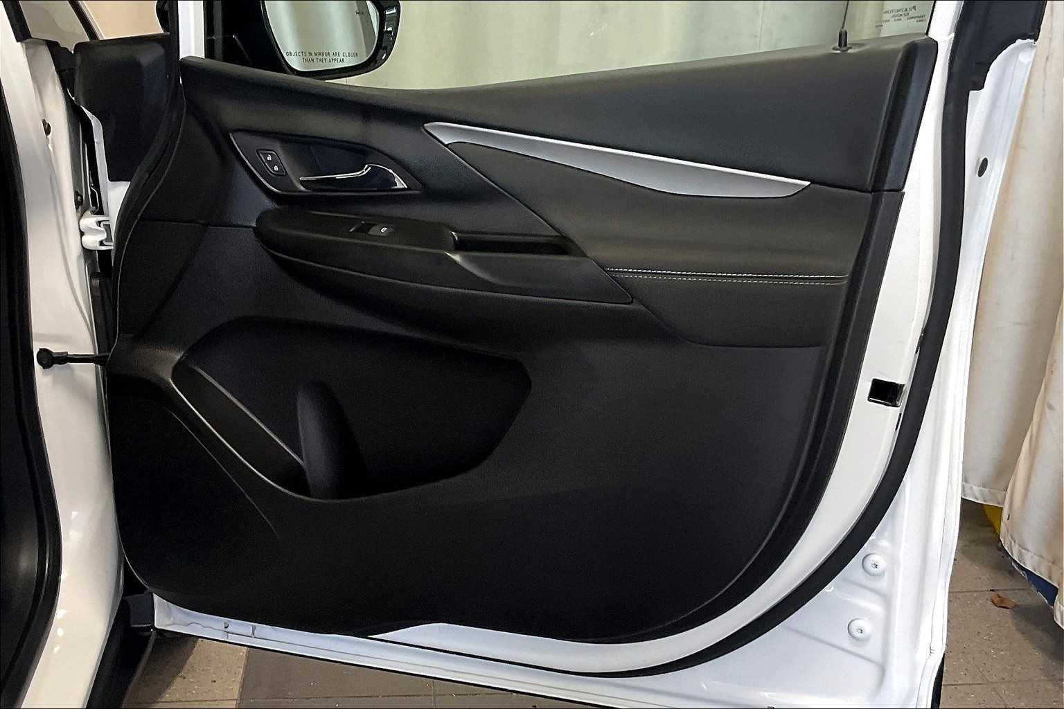 2023 Chevrolet Bolt EV 1LT - Photo 12