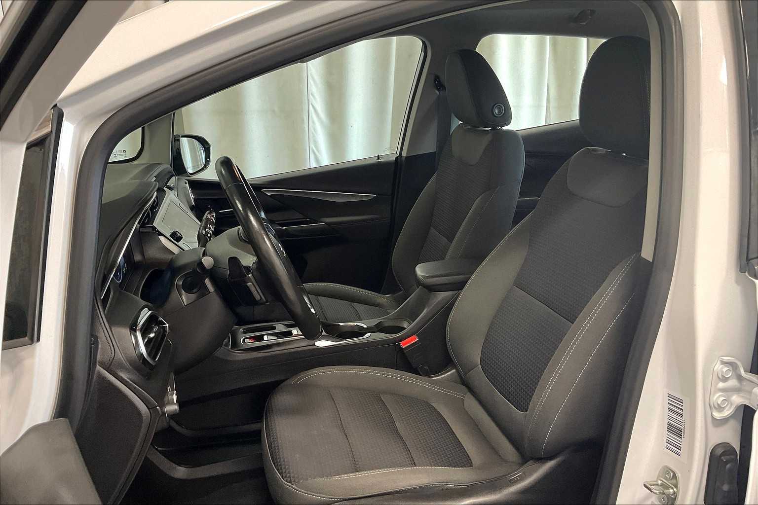 2023 Chevrolet Bolt EV 1LT - Photo 10