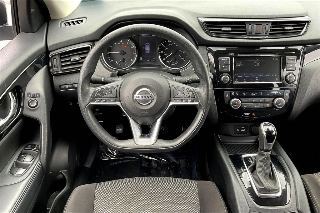 2020 Nissan Rogue Sport SV - Photo 16