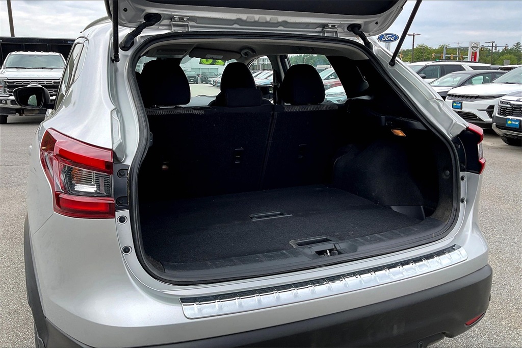 2020 Nissan Rogue Sport SV - Photo 32