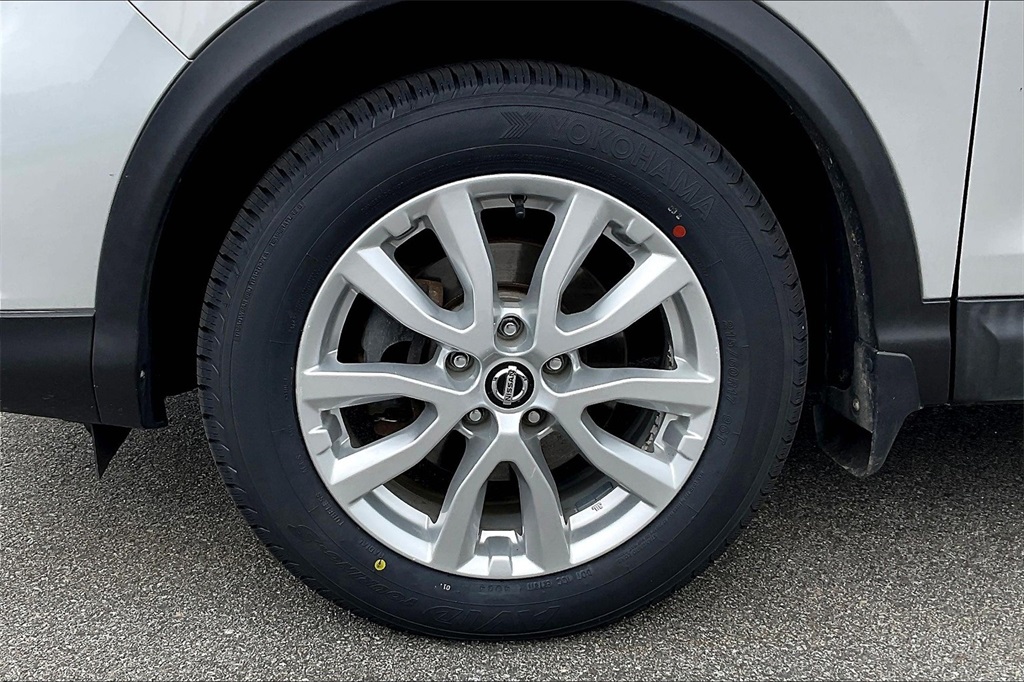 2020 Nissan Rogue Sport SV - Photo 7