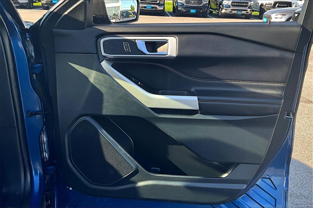 2021 Ford Explorer XLT - Photo 12