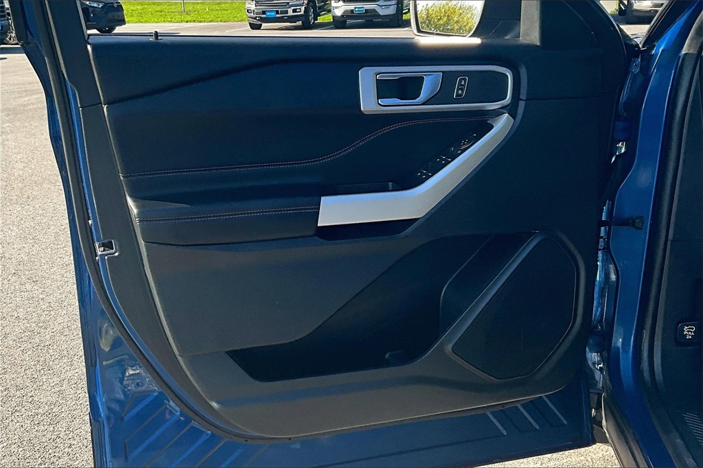 2021 Ford Explorer XLT - Photo 9