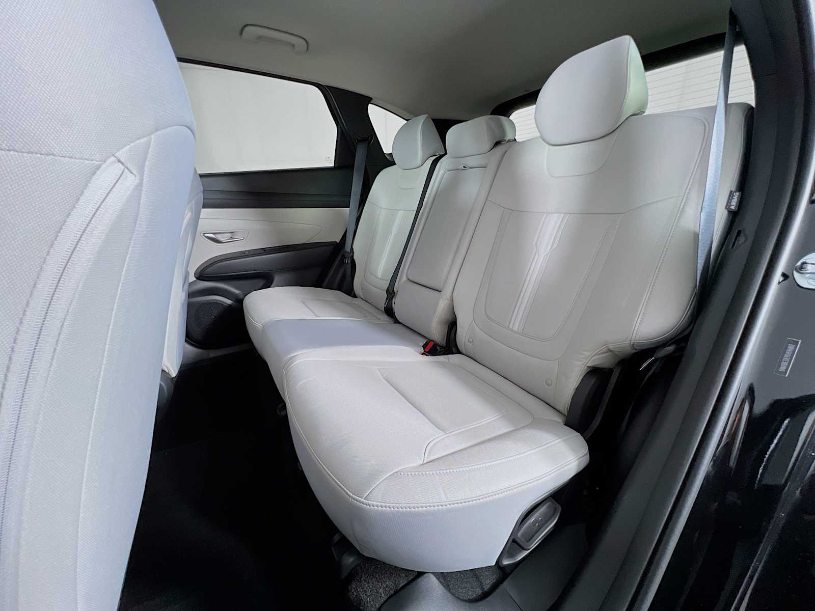2025 Hyundai Tucson SEL - Photo 14