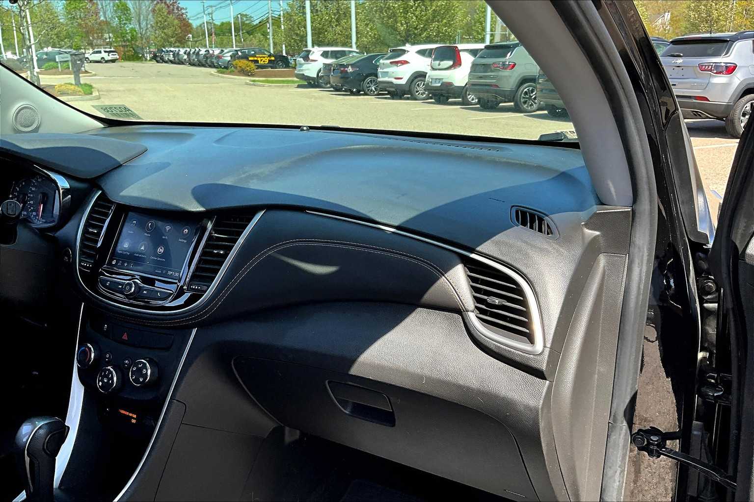 2022 Chevrolet Trax LT - Photo 13