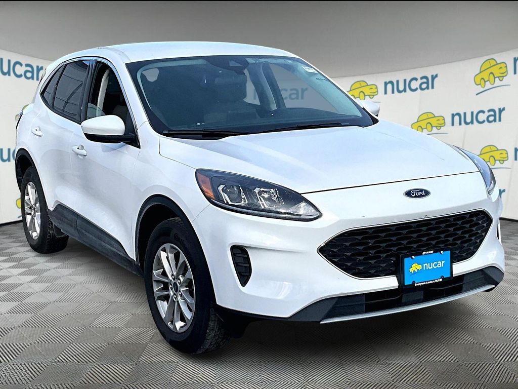 2021 Ford Escape SE