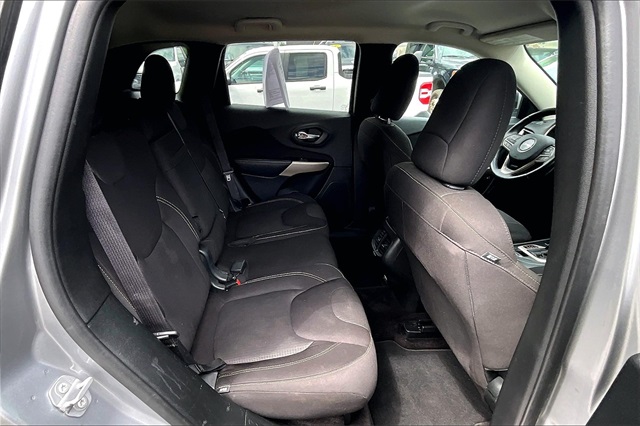 2017 Jeep Cherokee Latitude - Photo 22