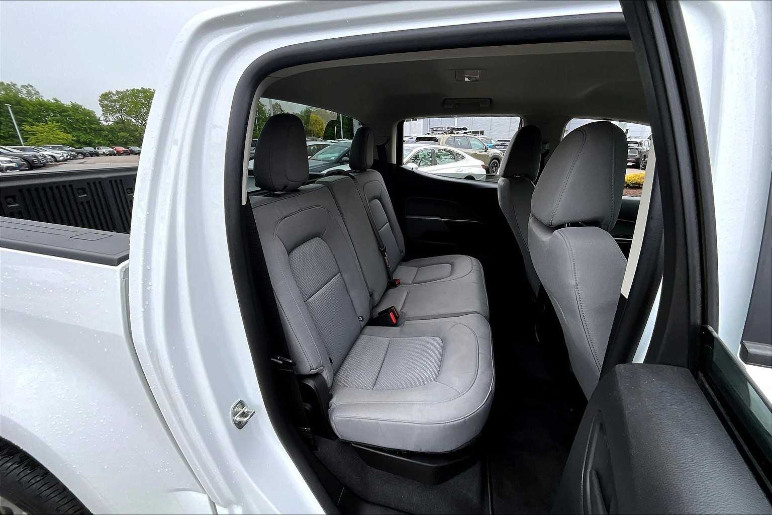 2022 Chevrolet Colorado 4WD Work Truck - Photo 16