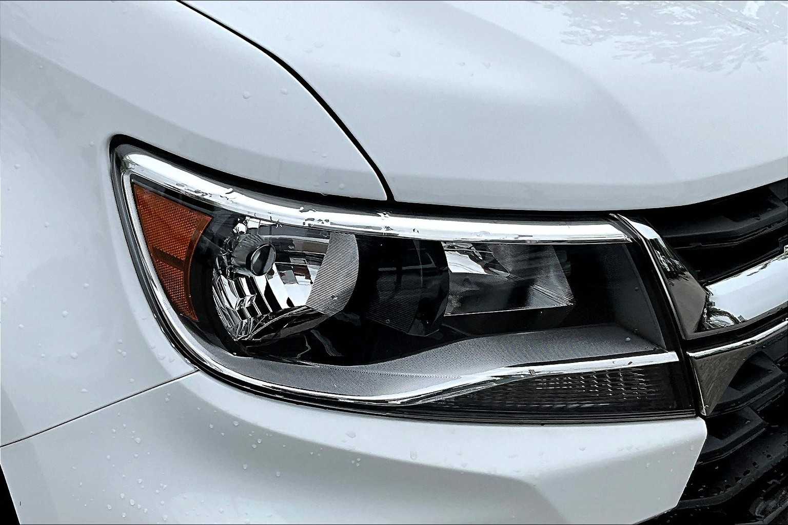 2022 Chevrolet Colorado 4WD Work Truck - Photo 31