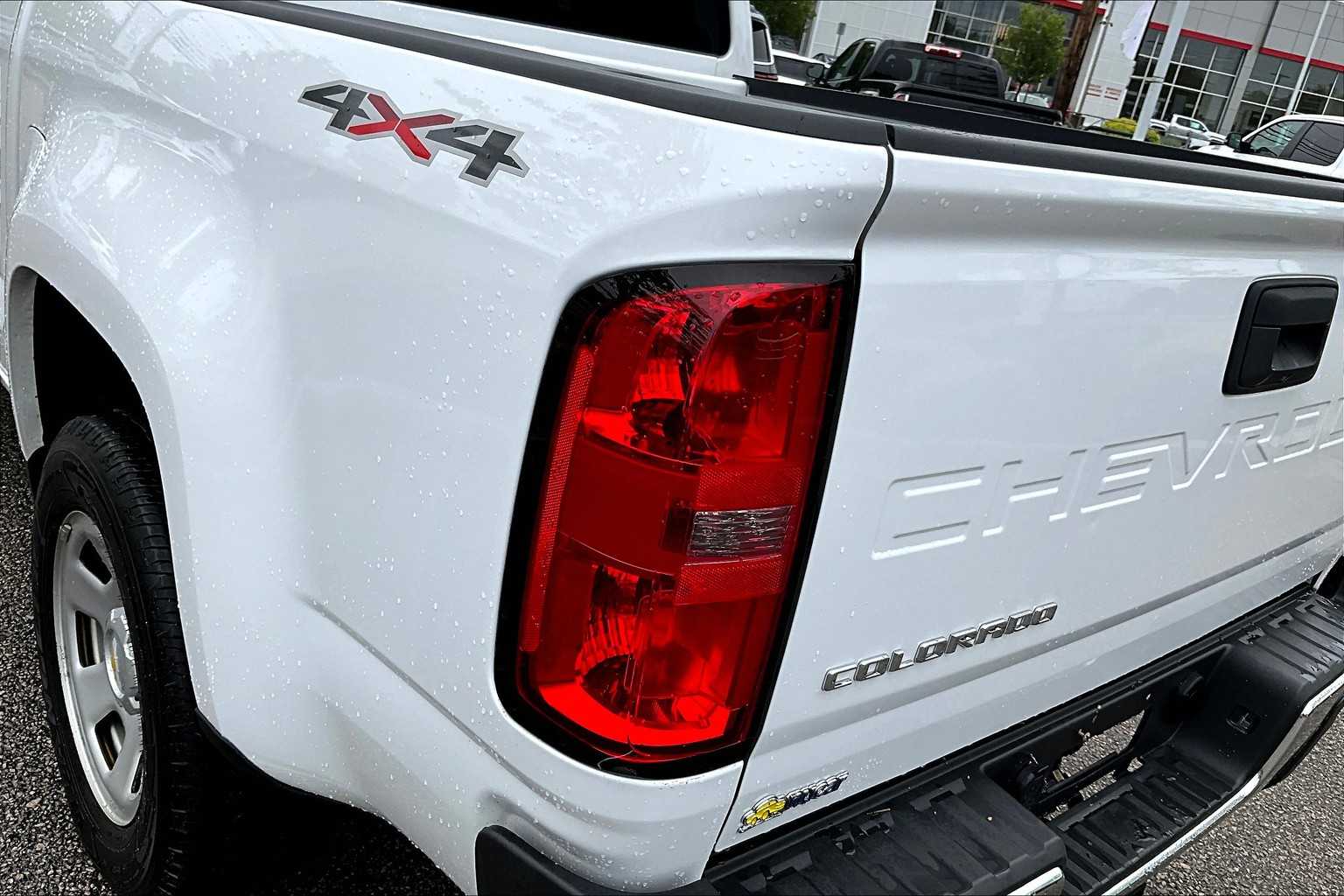 2022 Chevrolet Colorado 4WD Work Truck - Photo 32
