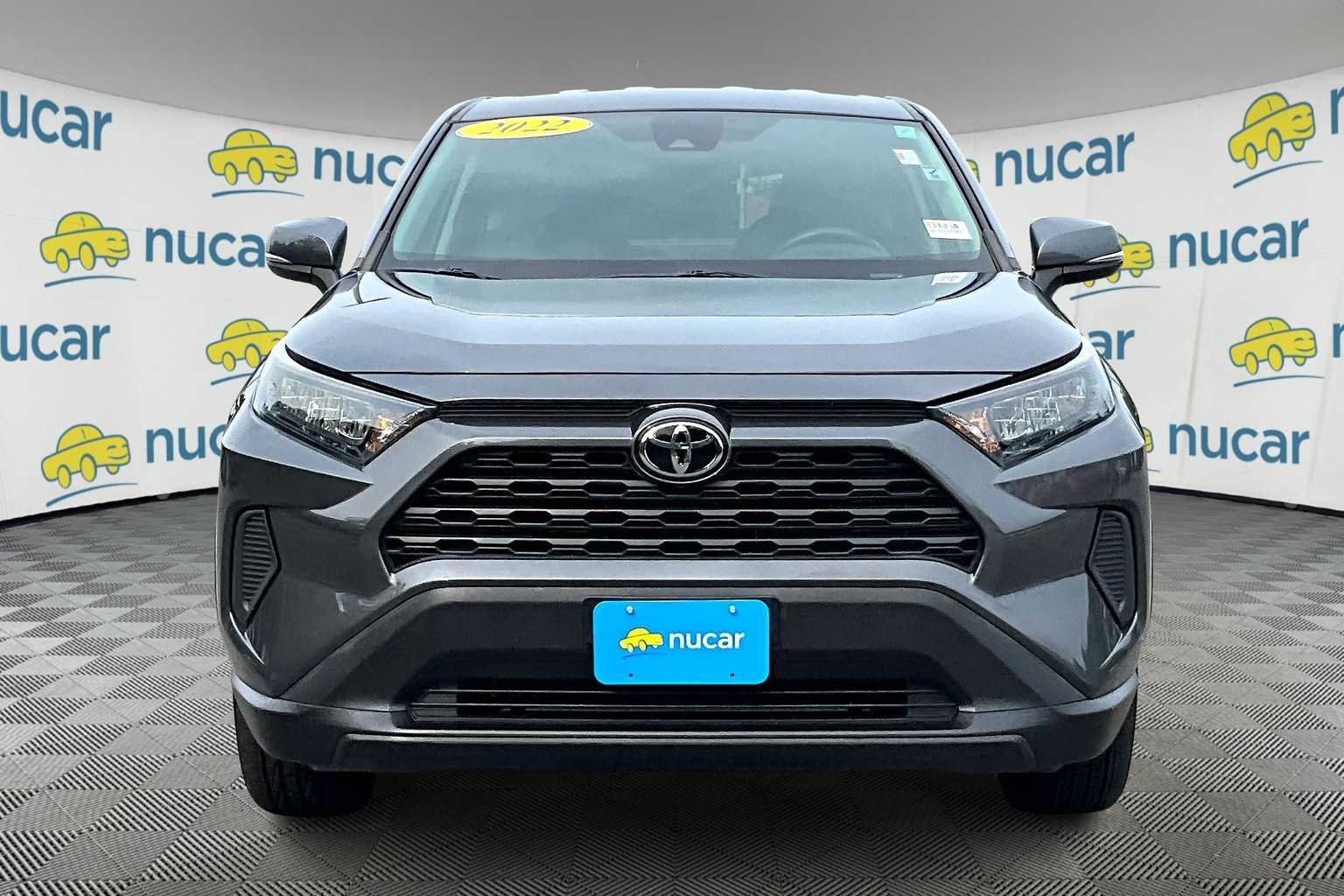 2022 Toyota RAV4 LE - Photo 2