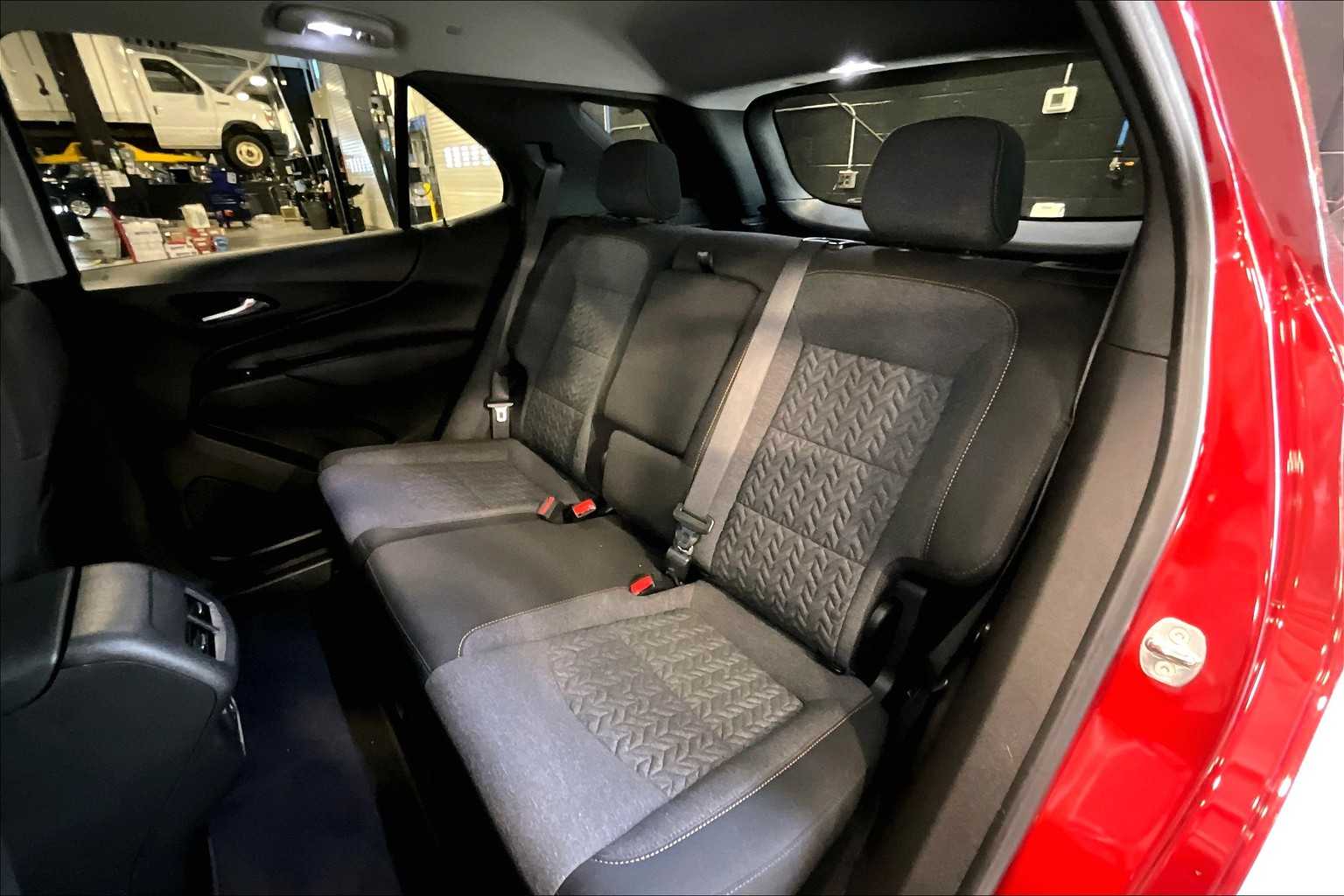 2022 Chevrolet Equinox LT - Photo 15