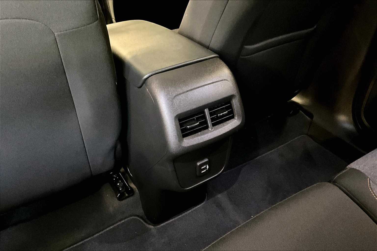 2022 Chevrolet Equinox LT - Photo 29