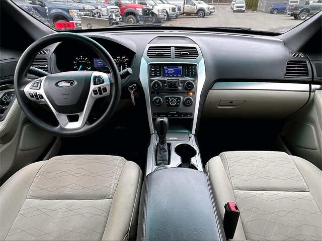 2015 Ford Explorer Base - Photo 16