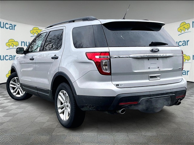 2015 Ford Explorer Base - Photo 2