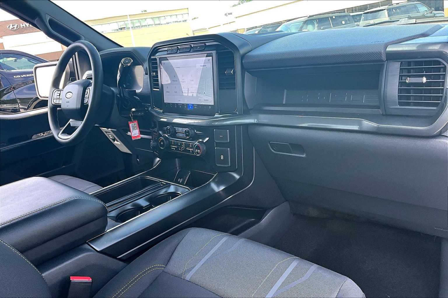 2024 Ford F-150 STX - Photo 14