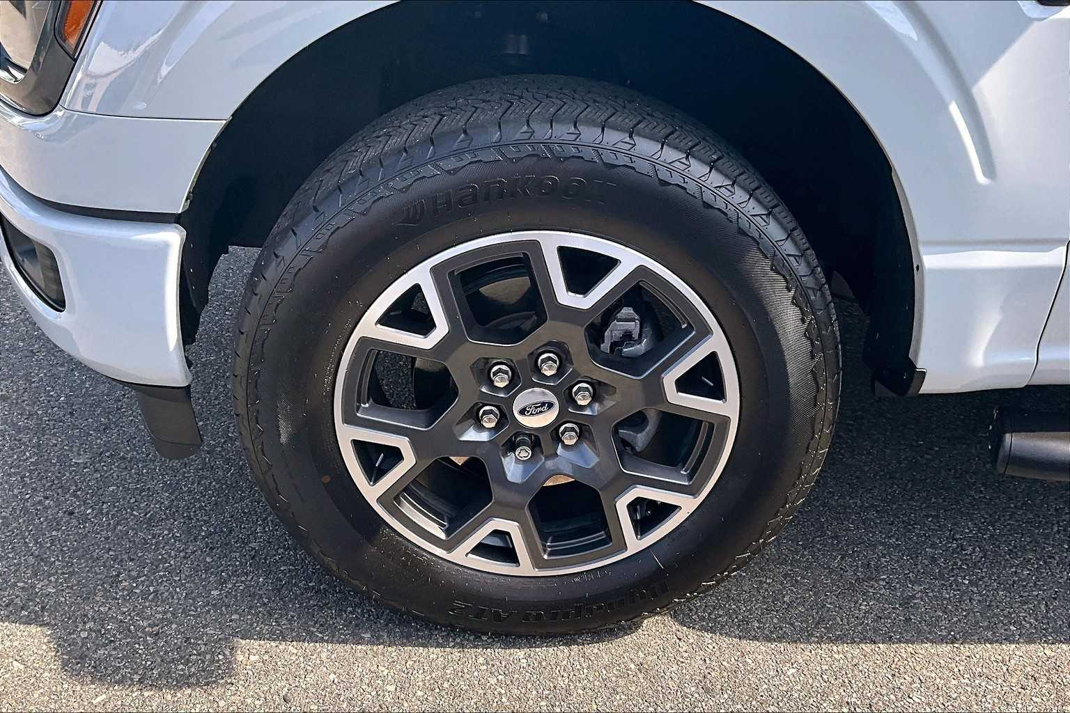 2024 Ford F-150 STX - Photo 7