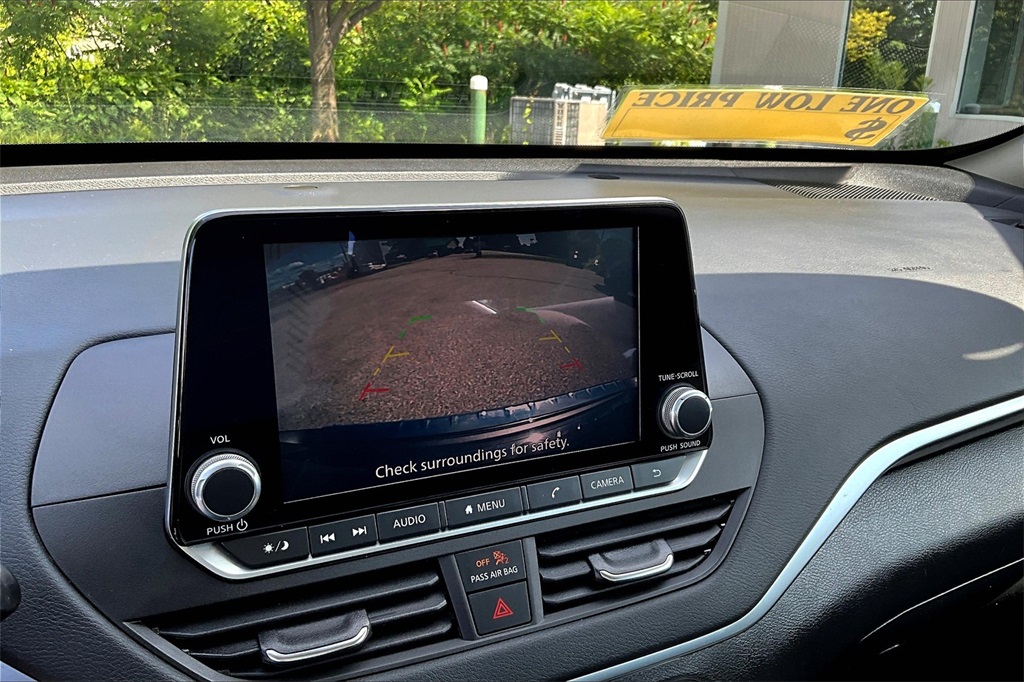 2021 Nissan Altima 2.5 SV - Photo 19