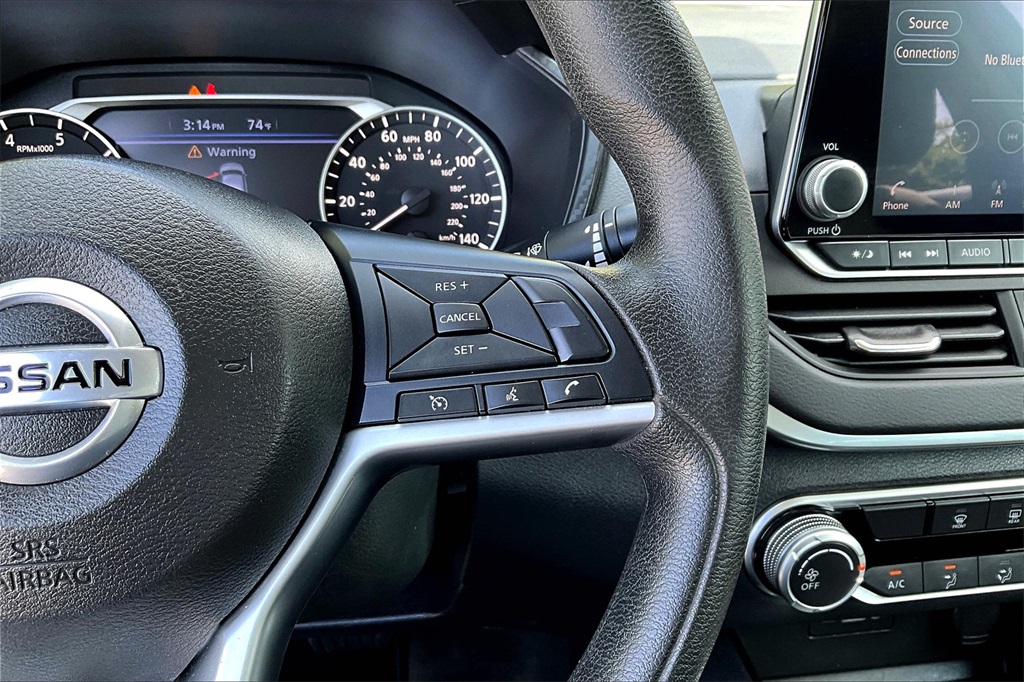 2021 Nissan Altima 2.5 SV - Photo 24