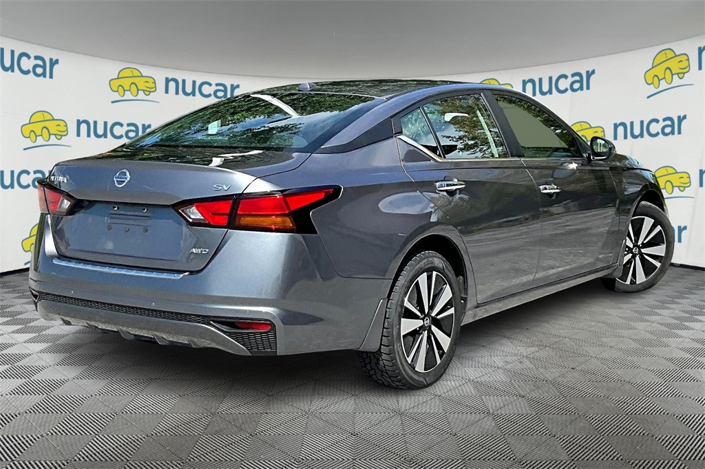 2021 Nissan Altima 2.5 SV - Photo 6