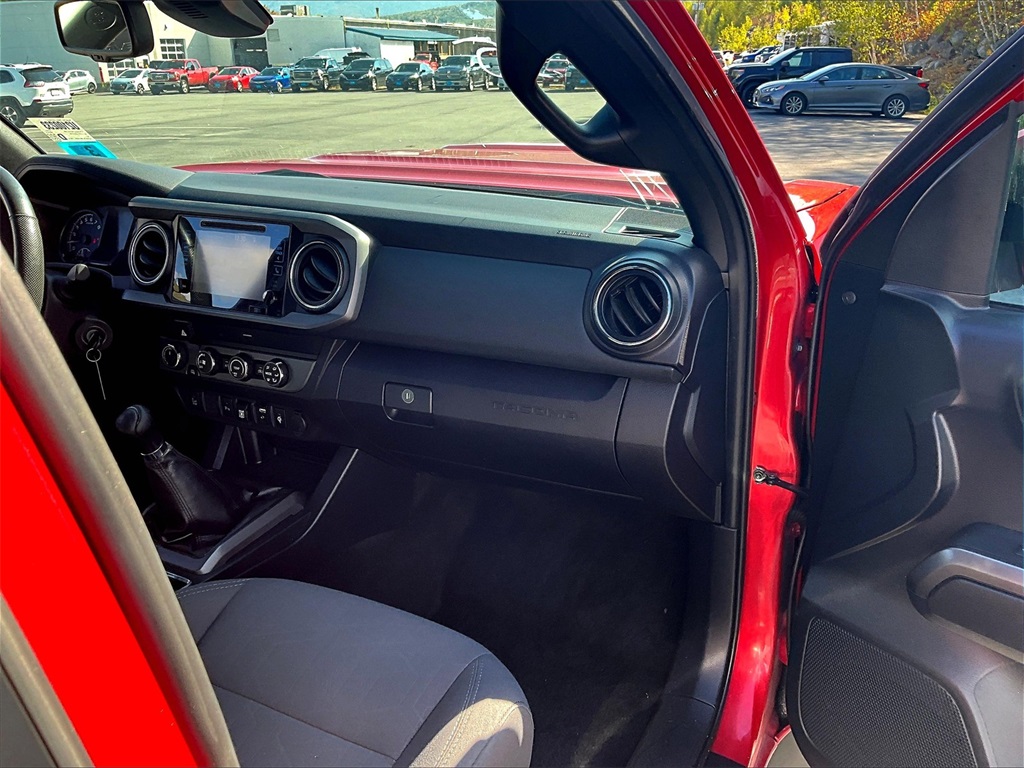 2019 Toyota Tacoma Double Cab TRD Sport 4x4 - Photo 13