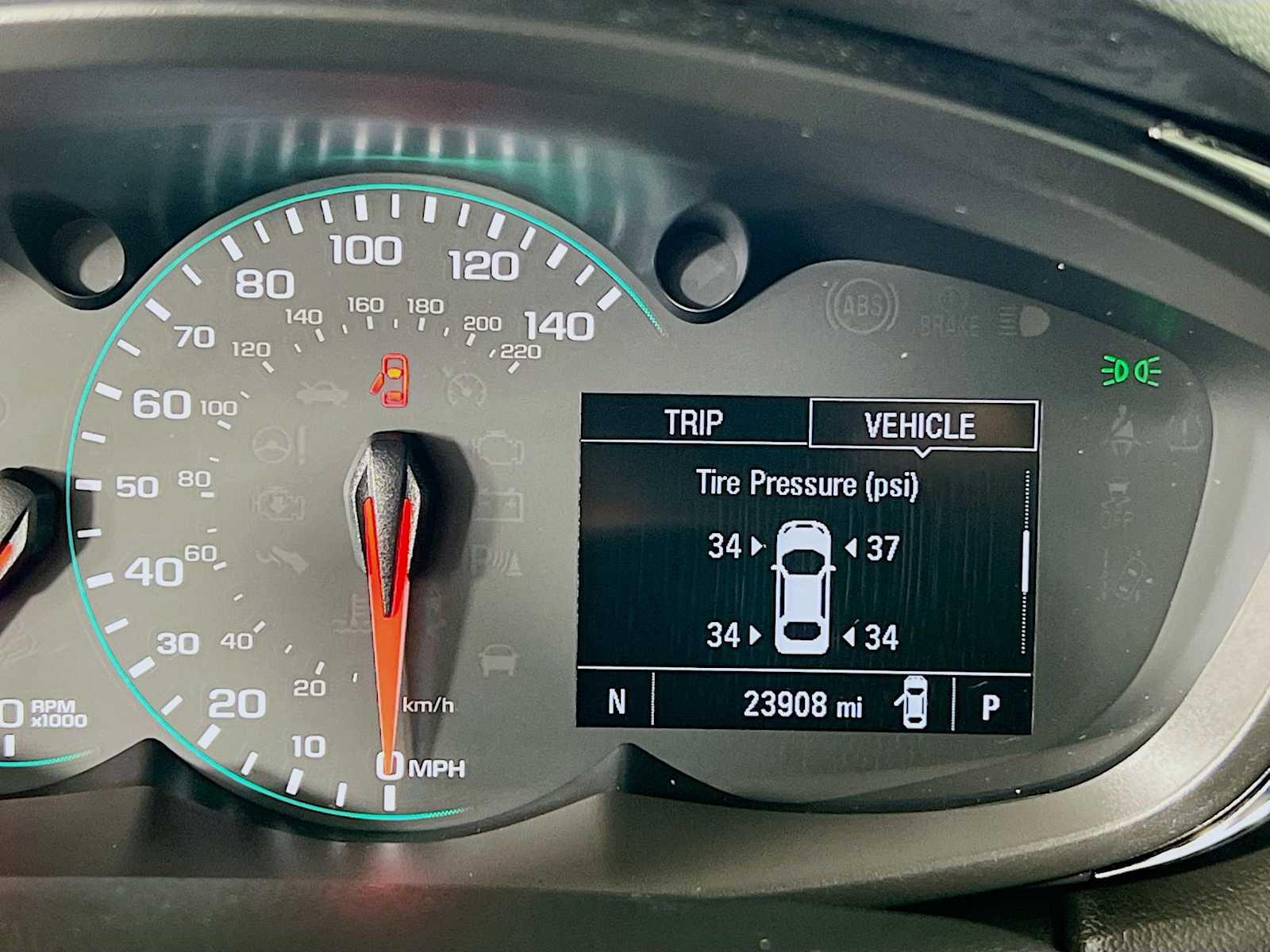 2022 Chevrolet Trax LS - Photo 12