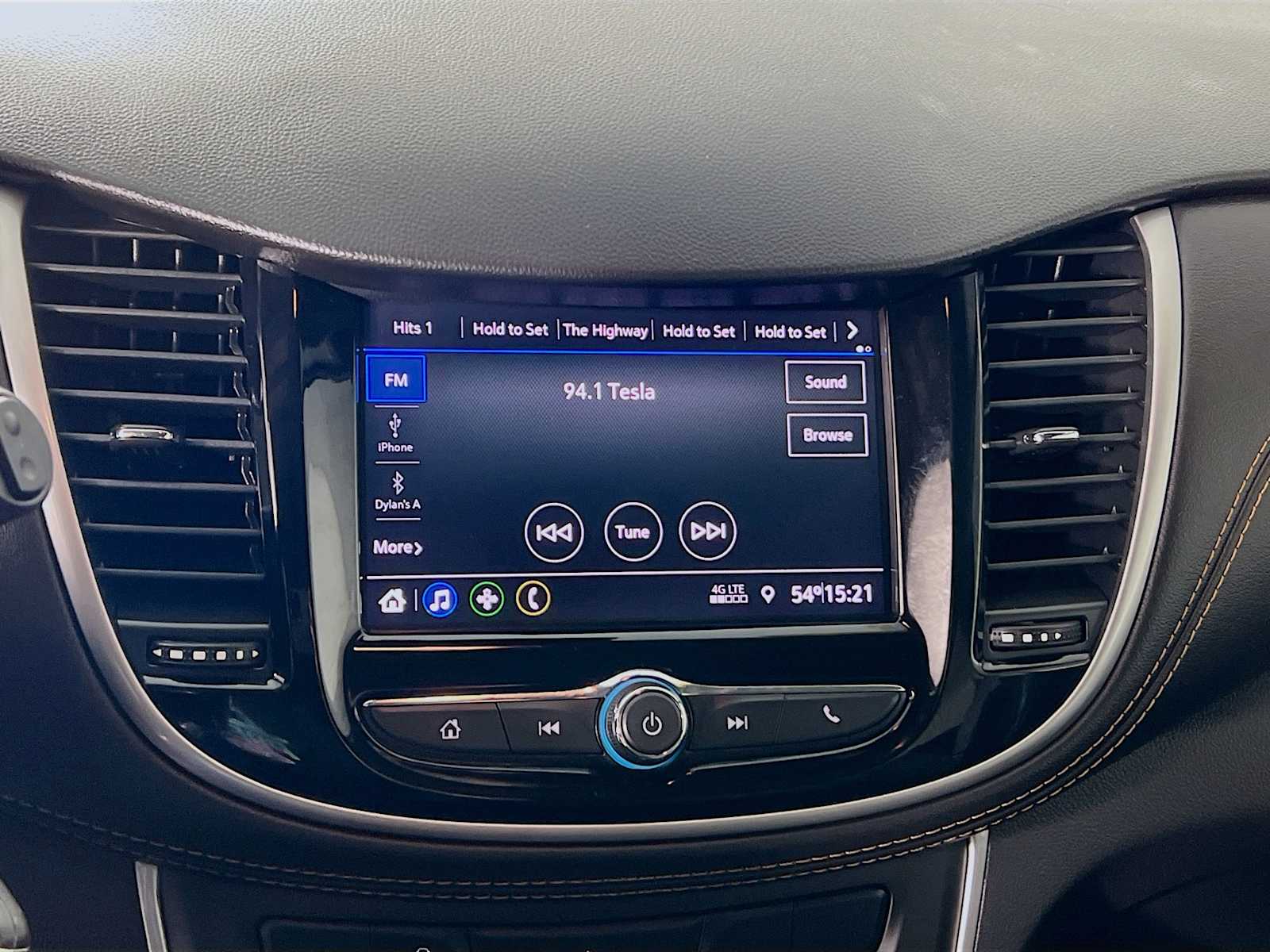 2022 Chevrolet Trax LS - Photo 14