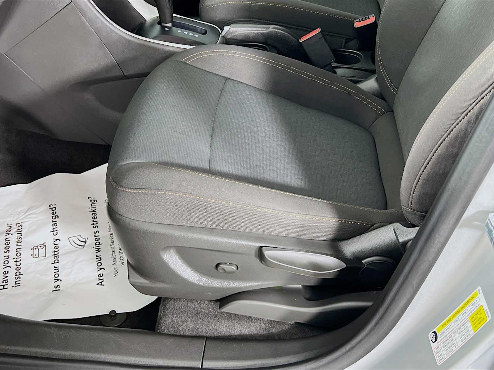 2022 Chevrolet Trax LS - Photo 19