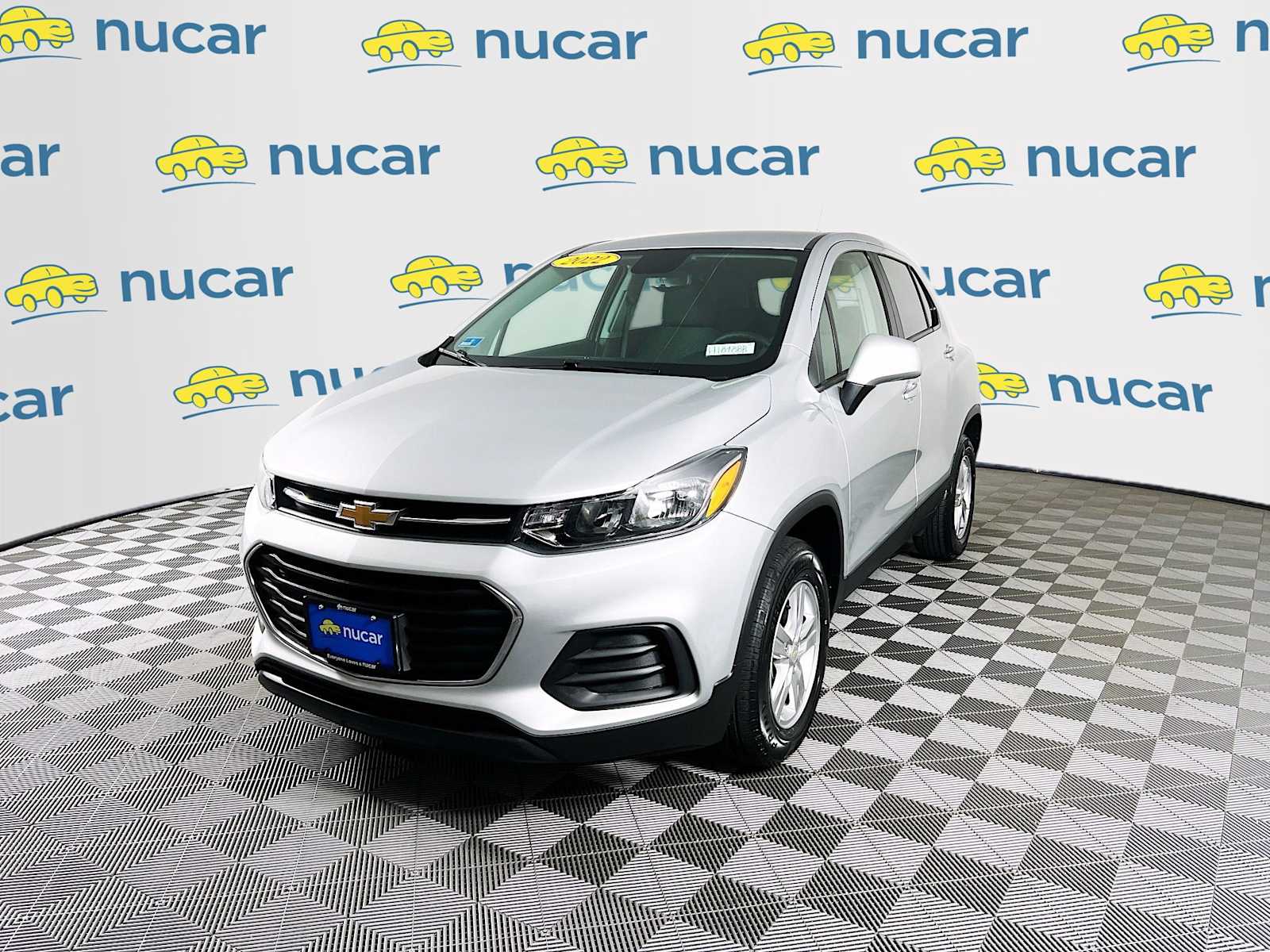 2022 Chevrolet Trax LS - Photo 3