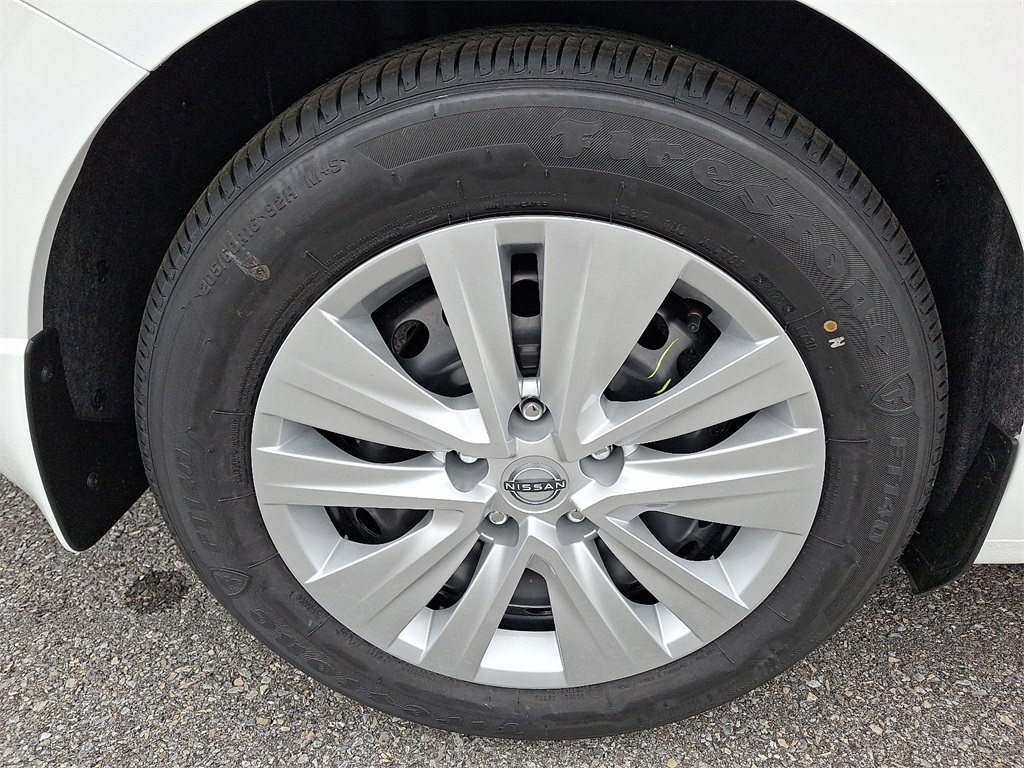 2025 Nissan Sentra S - Photo 5