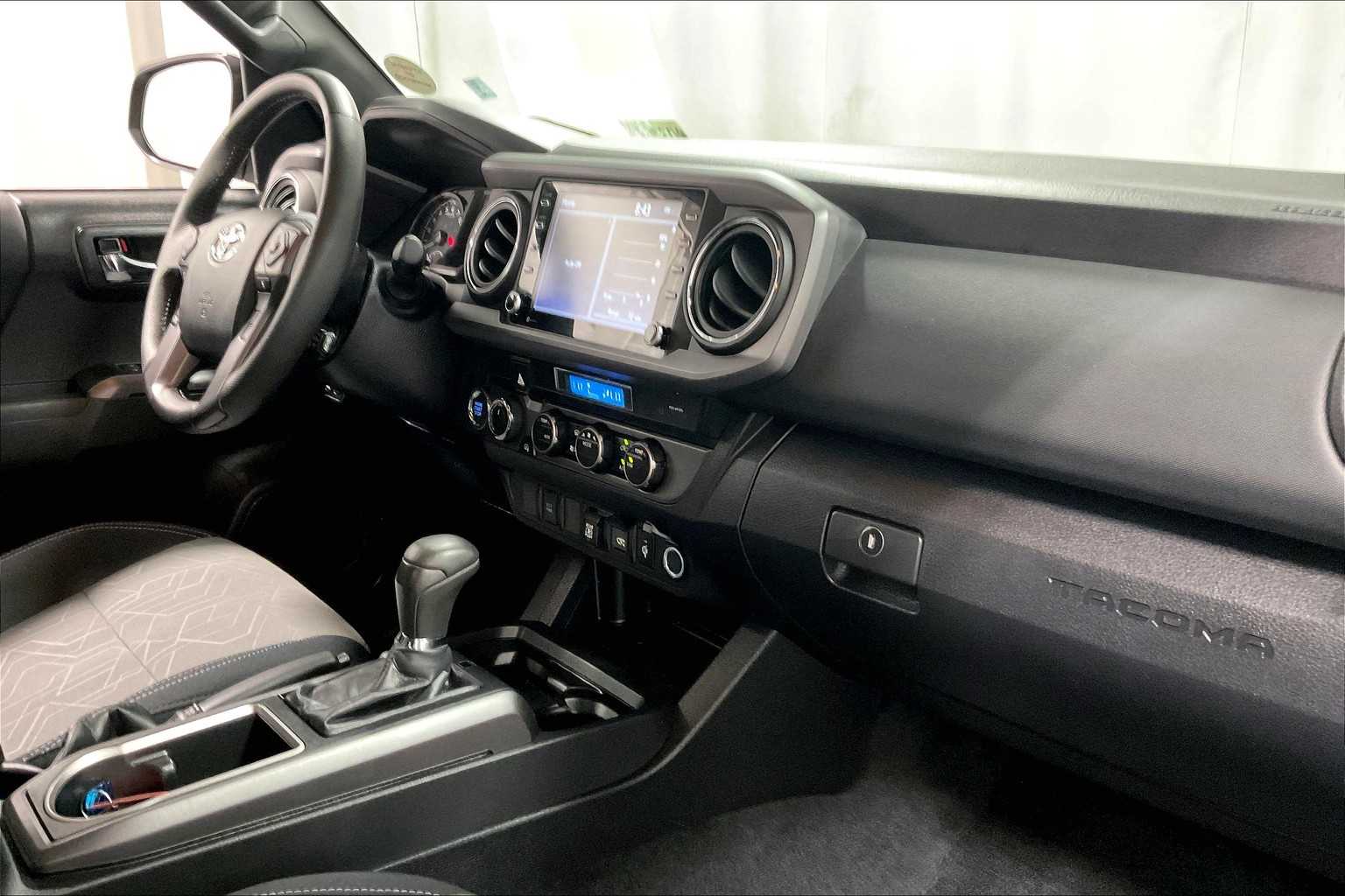 2023 Toyota Tacoma TRD Off Road - Photo 14