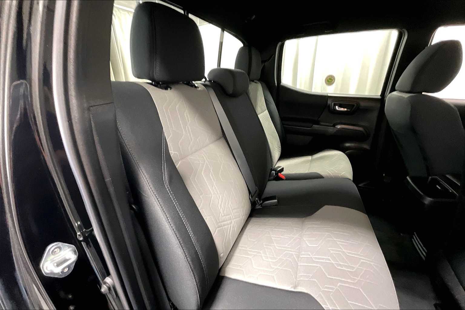 2023 Toyota Tacoma TRD Off Road - Photo 16