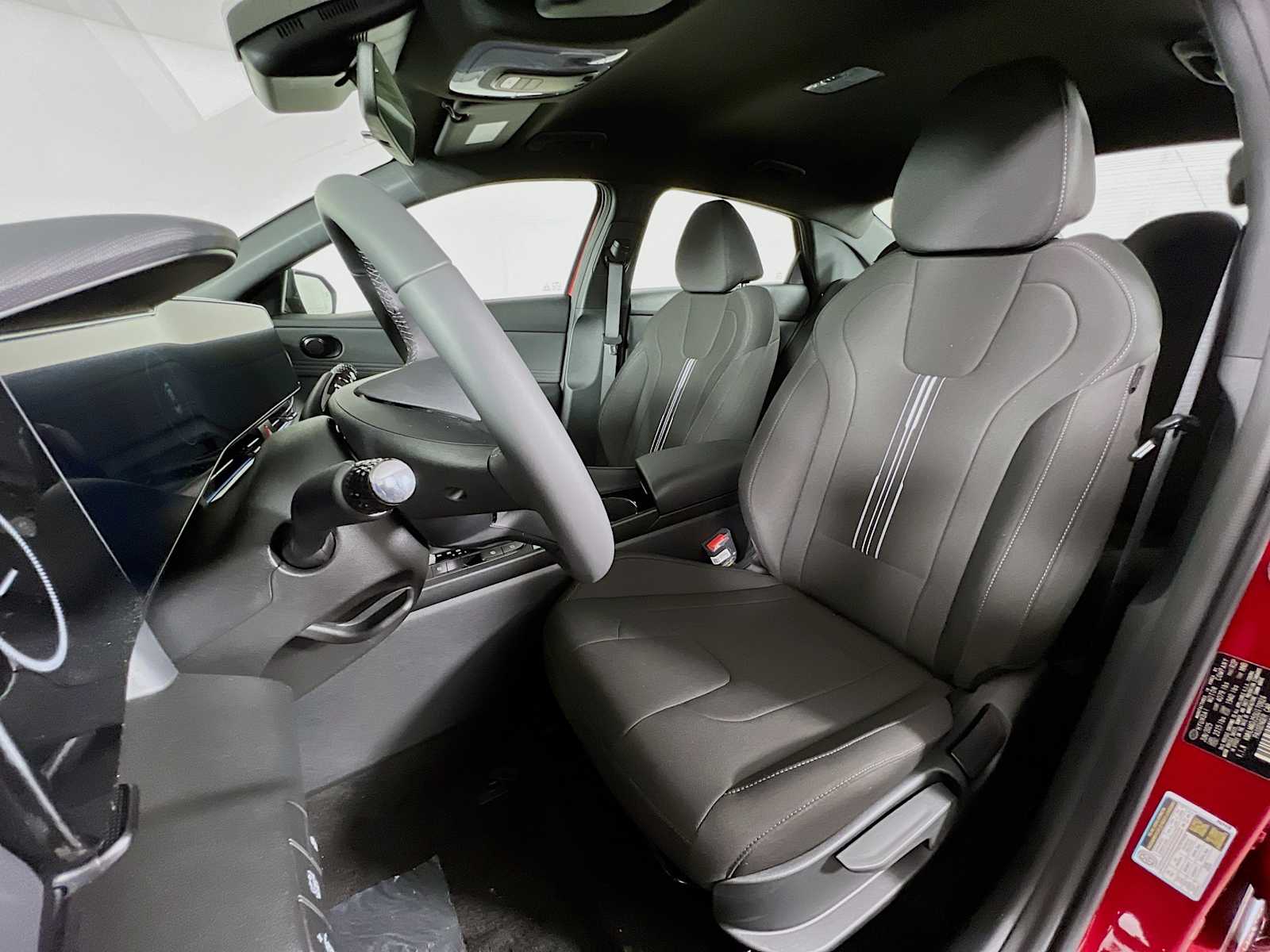 2025 Hyundai Elantra Hybrid SEL Sport - Photo 13