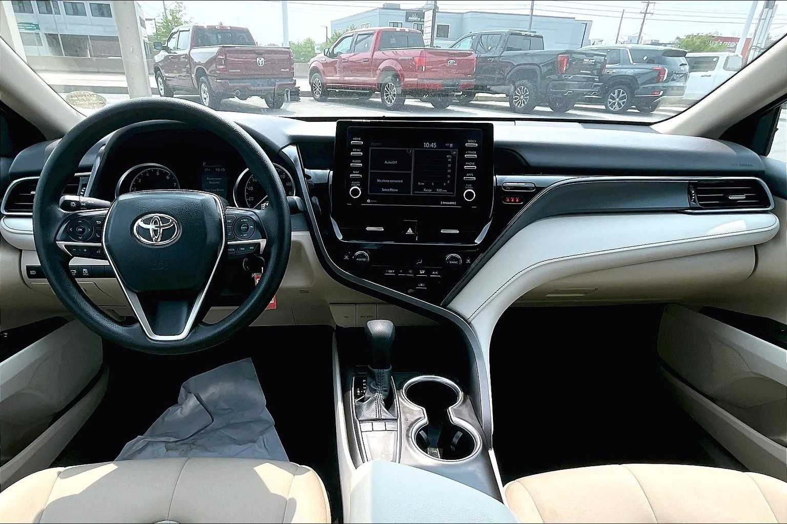 2024 Toyota Camry LE - Photo 20