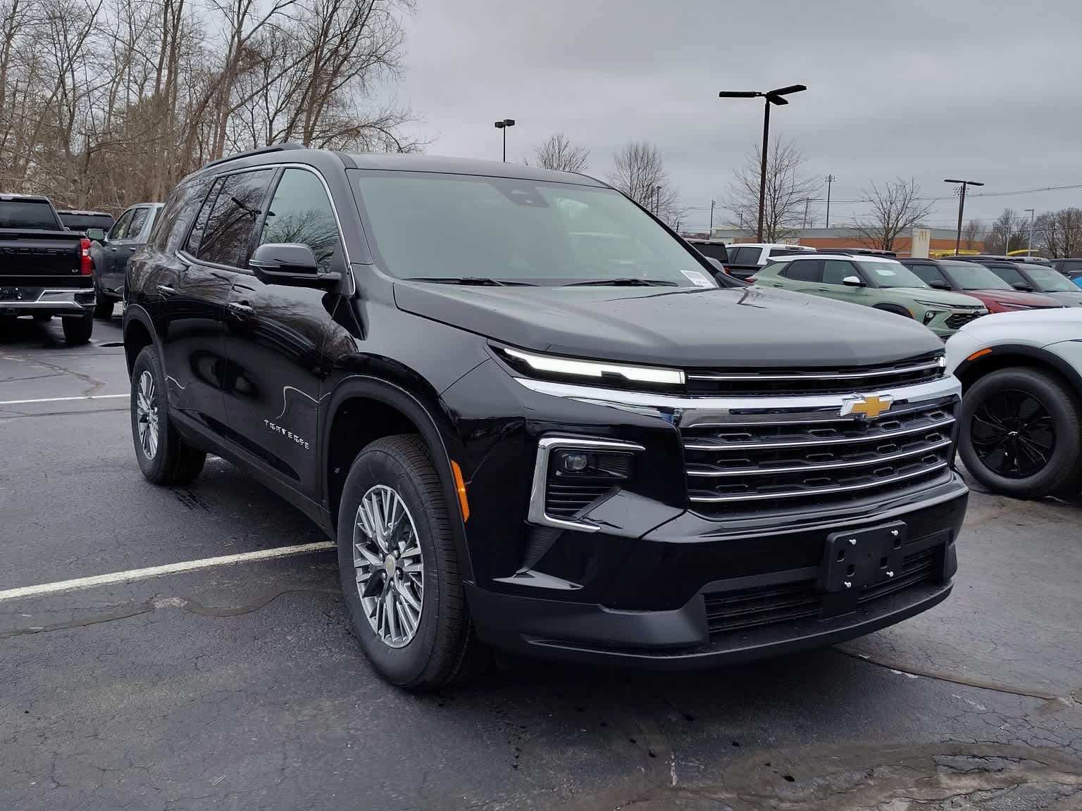 2025 Chevrolet Traverse AWD LT