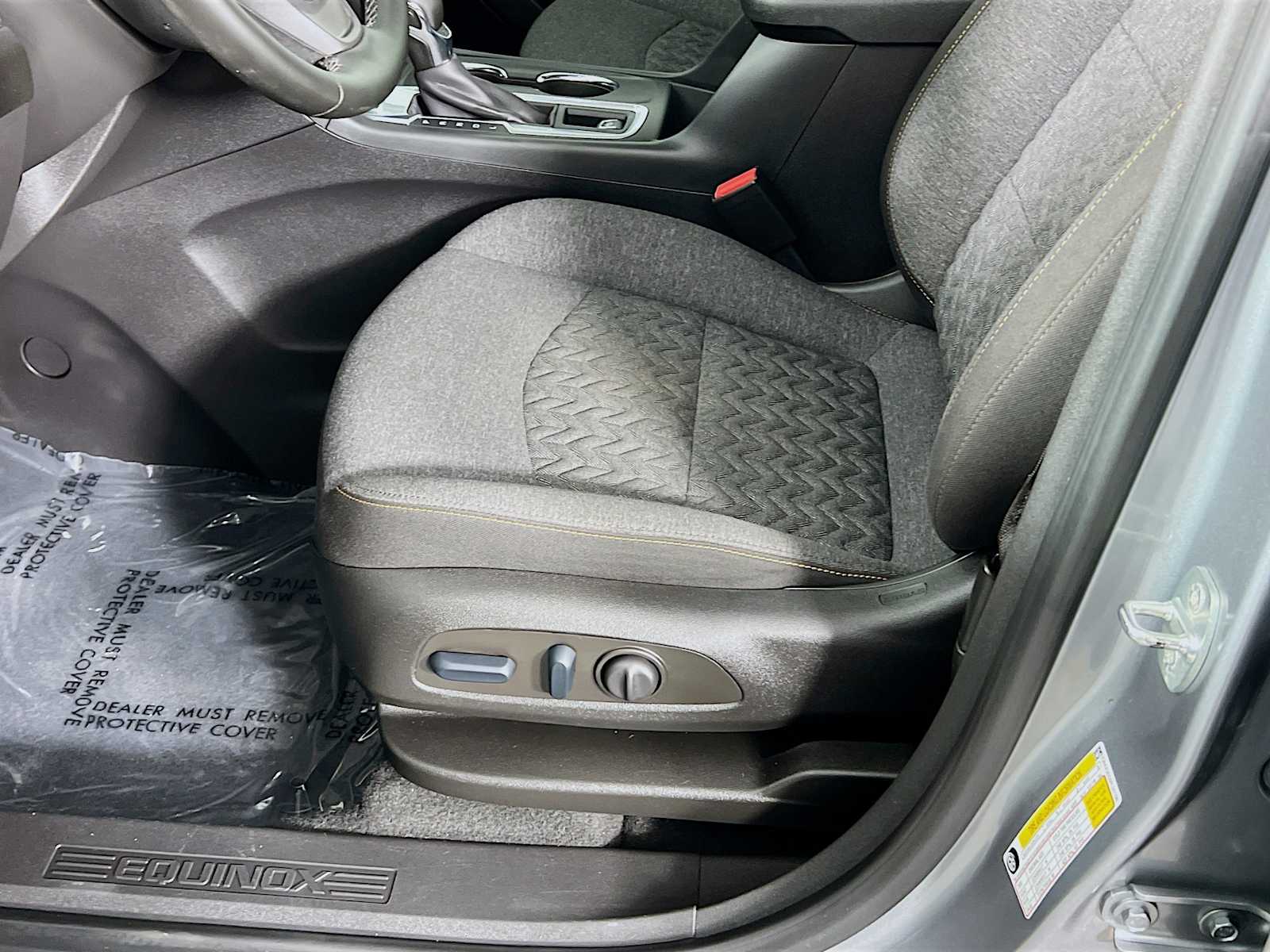 2023 Chevrolet Equinox LT - Photo 19
