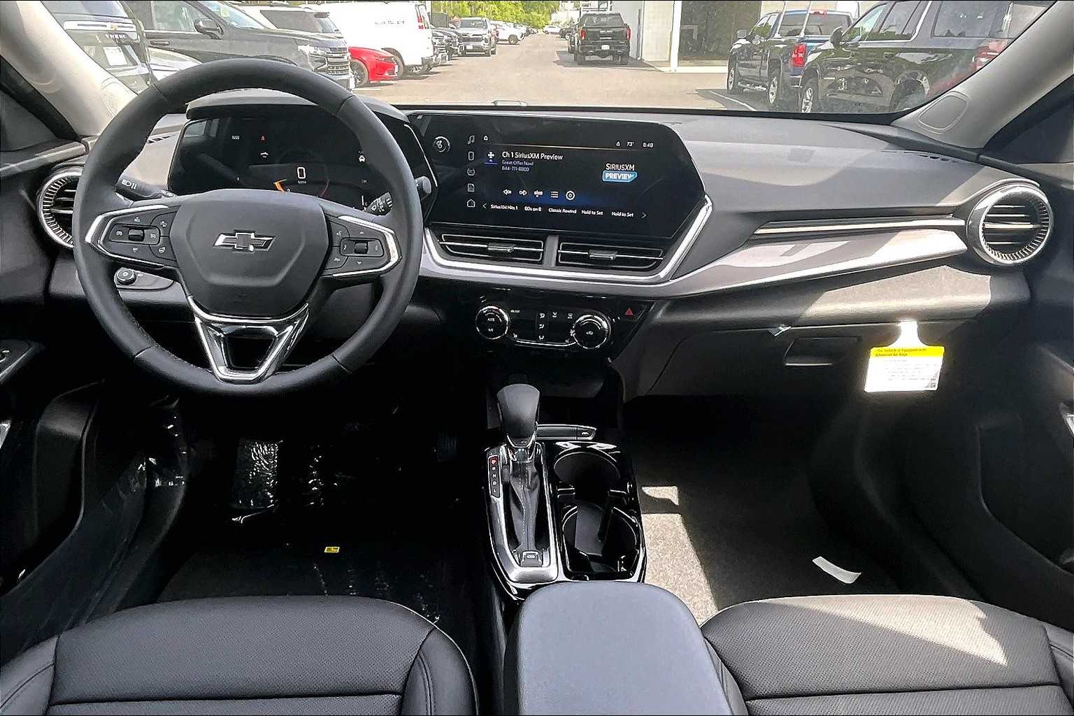 2025 Chevrolet Trax ACTIV - Photo 12