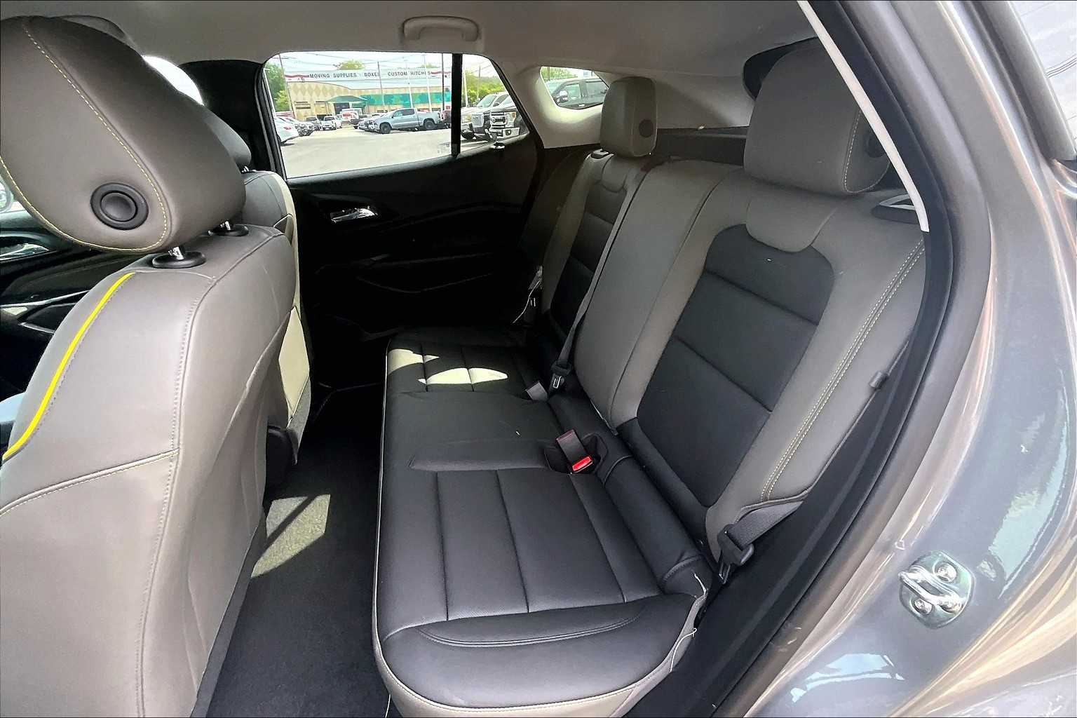2025 Chevrolet Trax ACTIV - Photo 15