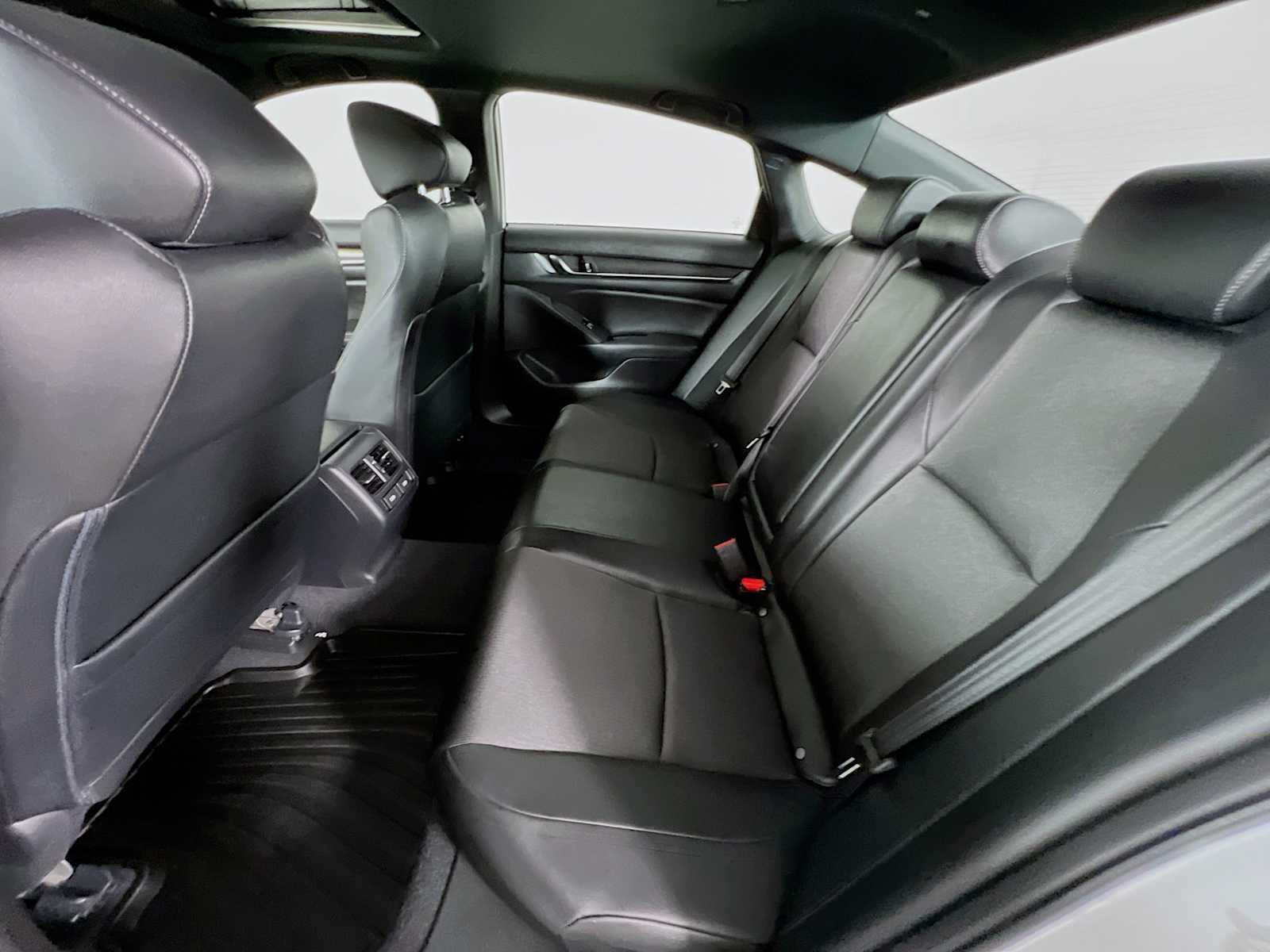 2022 Honda Accord Sport - Photo 25