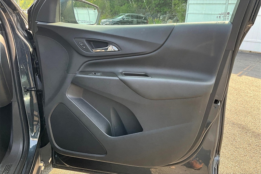 2023 Chevrolet Equinox LT - Photo 12