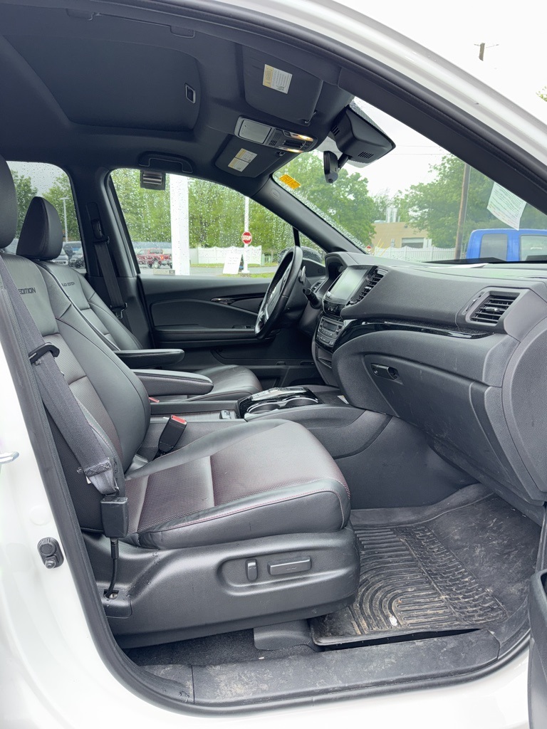 2022 Honda Ridgeline Black Edition - Photo 9