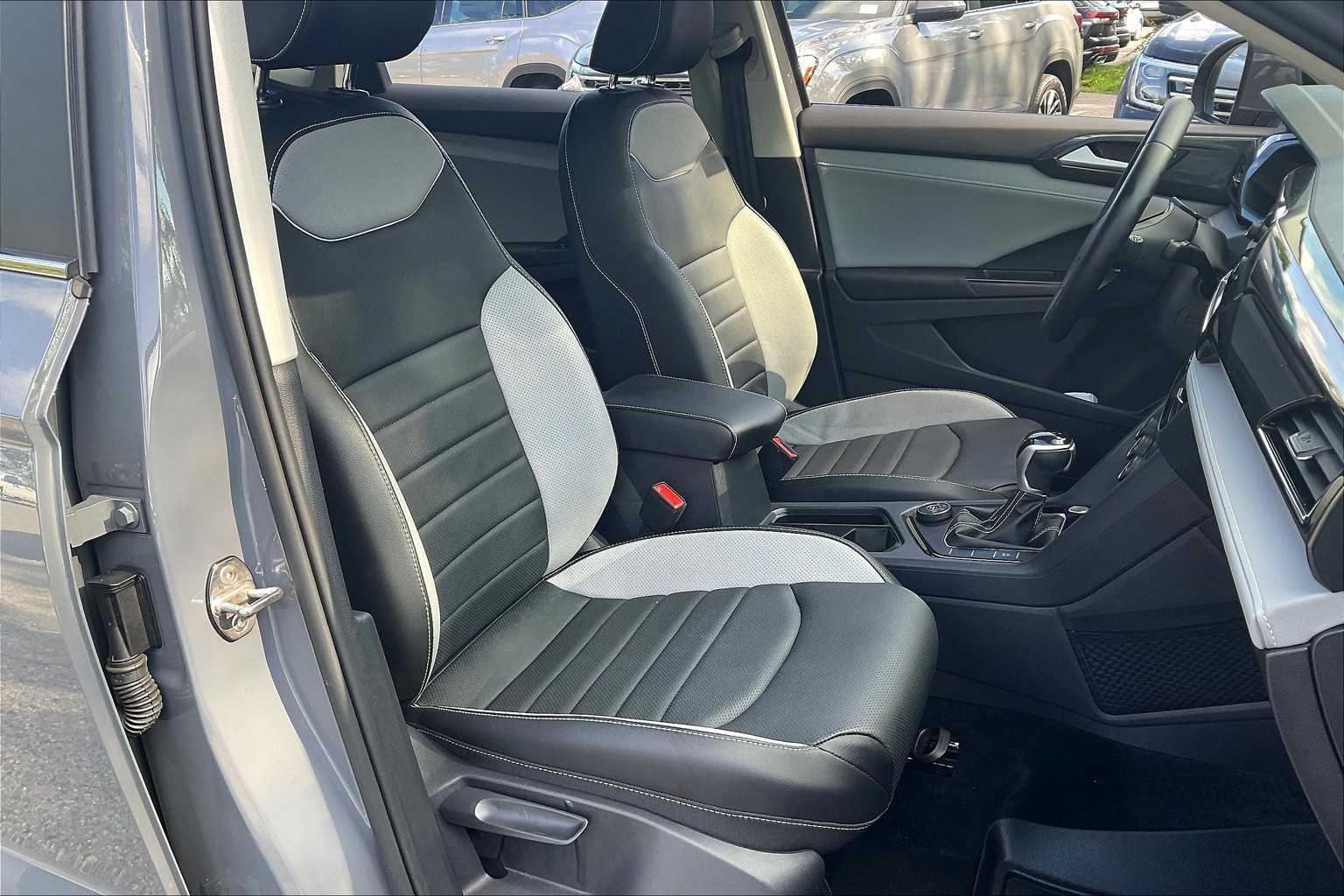 2023 Volkswagen Taos SEL - Photo 11