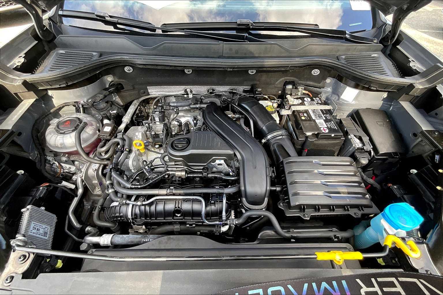2023 Volkswagen Taos SEL - Photo 29