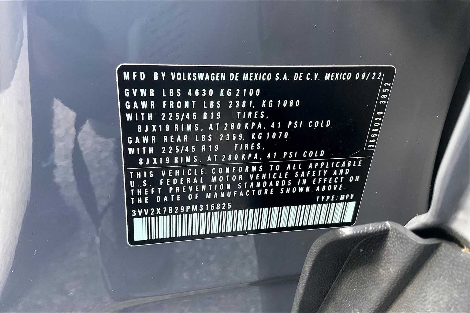 2023 Volkswagen Taos SEL - Photo 34