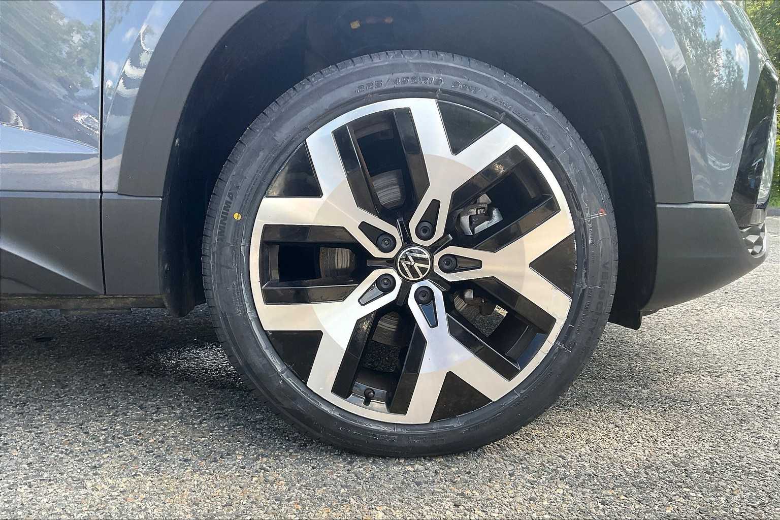 2023 Volkswagen Taos SEL - Photo 7