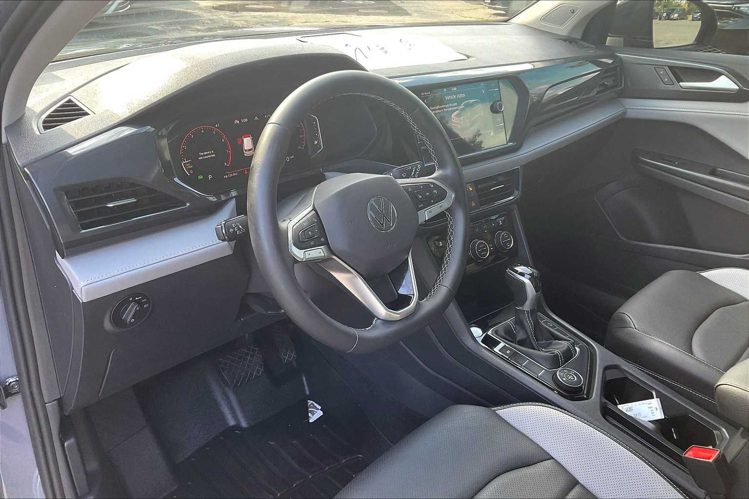 2023 Volkswagen Taos SEL - Photo 8