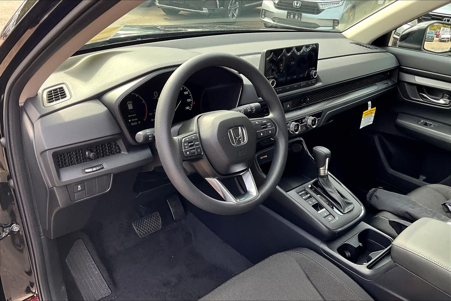 2025 Honda CR-V LX - Photo 9